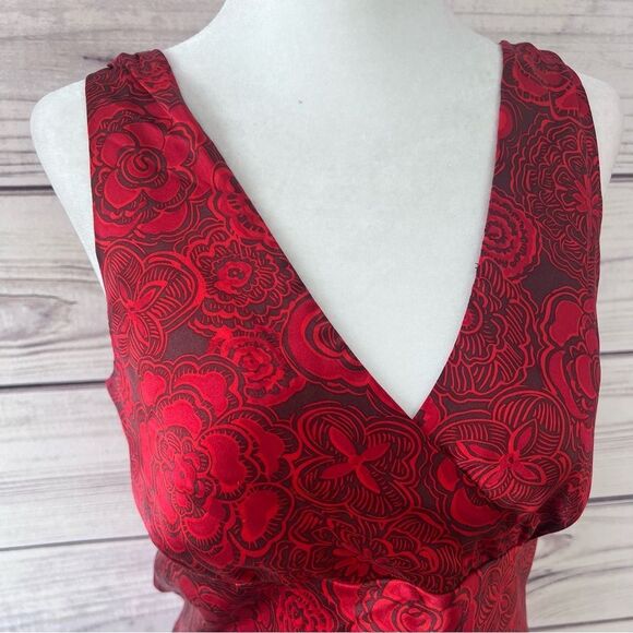 Old Navy Vintage Y2K Red Floral Silk V Neck Tank Top - Picture 4 of 9